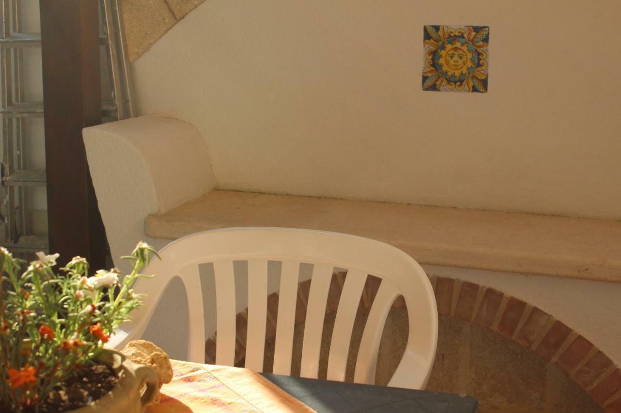 Monolocale Da Mariolina Apartment Macari Luaran gambar